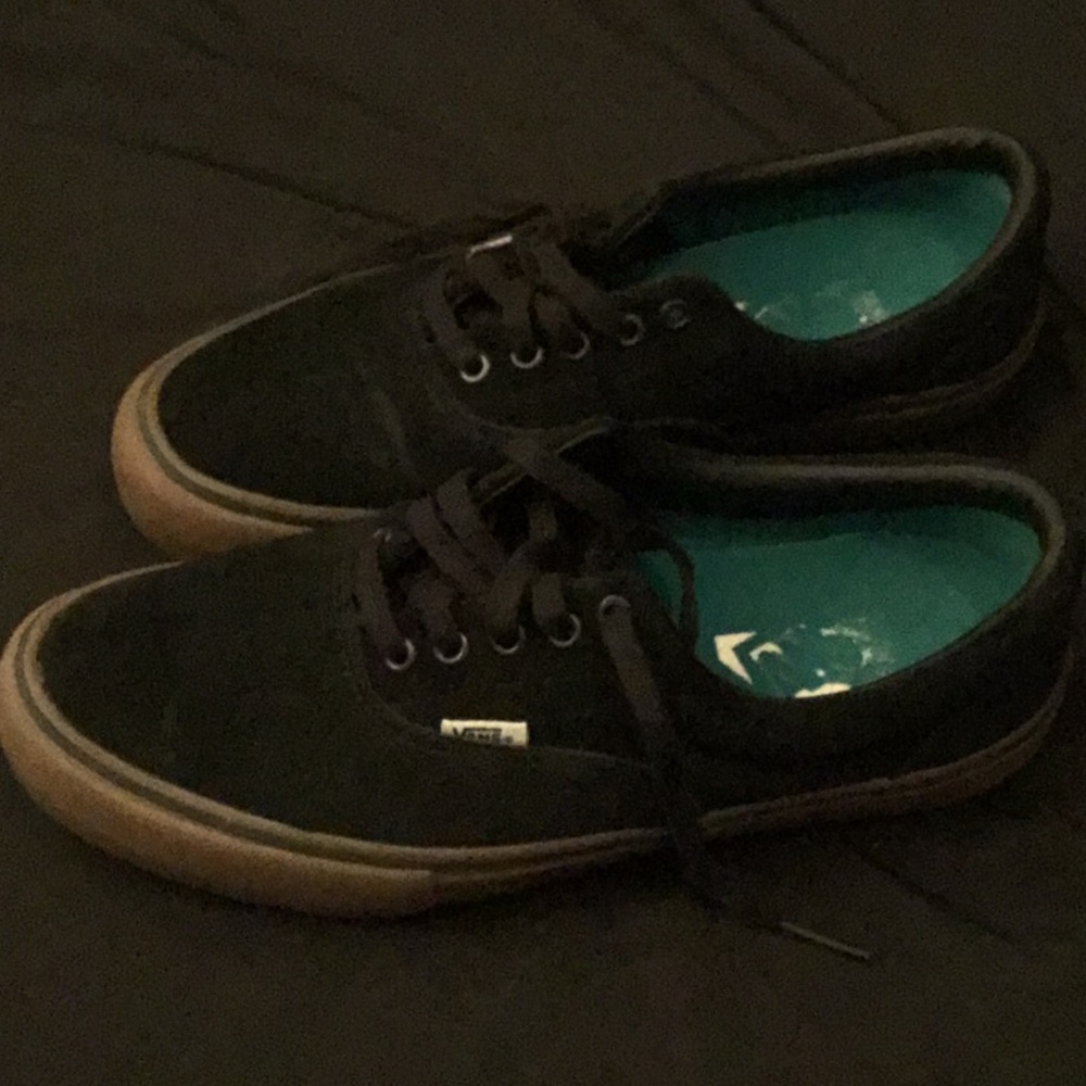 Vans black suede size 11 Ultra Cush soles - Picture 1 of 8